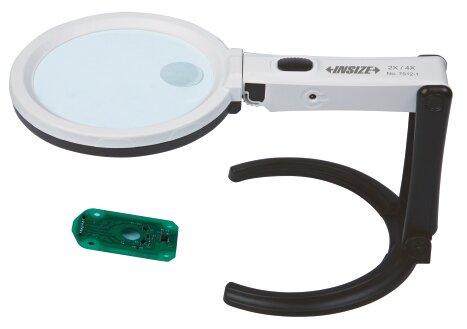 Dreiwege Lupe mit Beleuchtung - 2x/4x