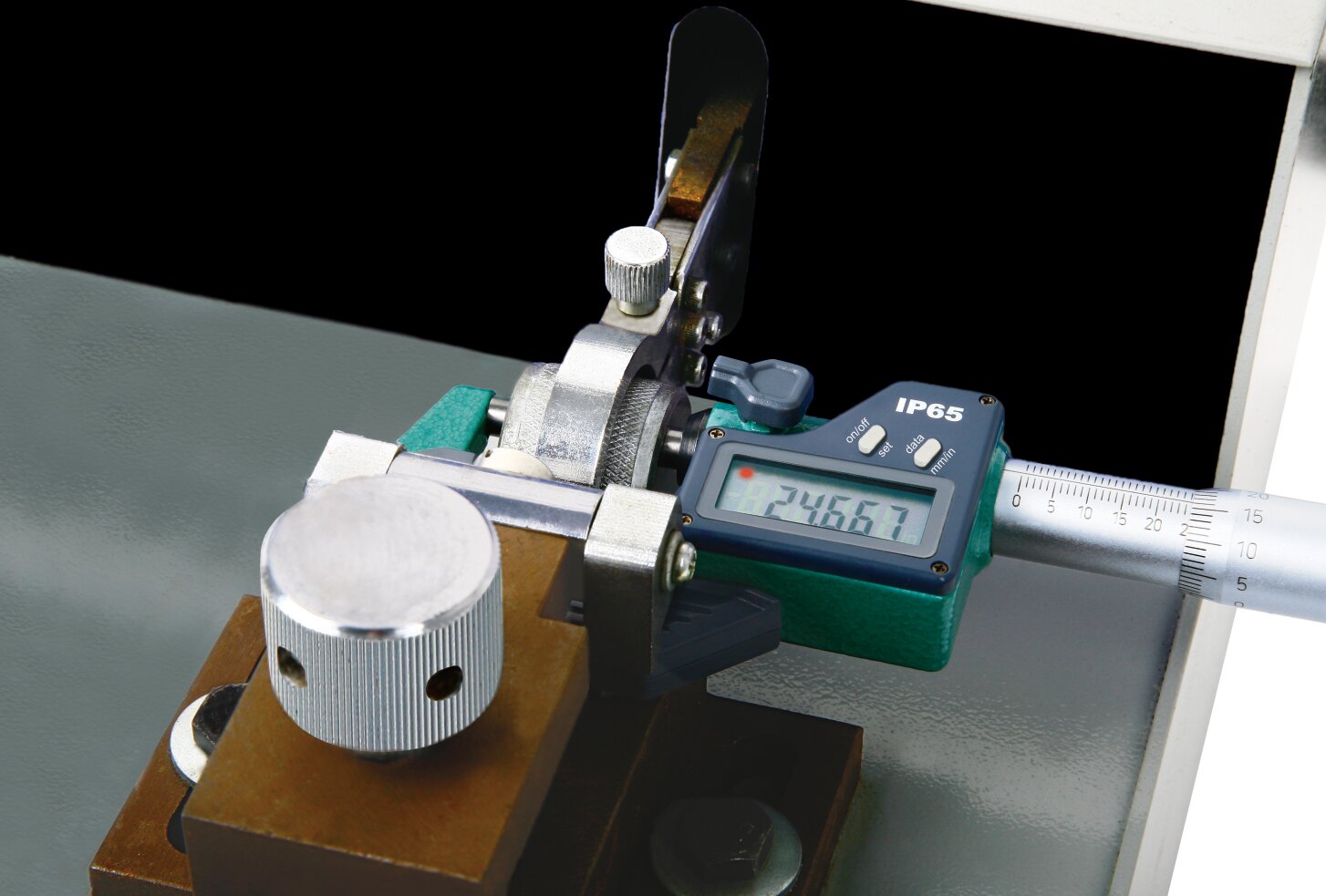 Messschieber/Mikrometer Läppmaschine
